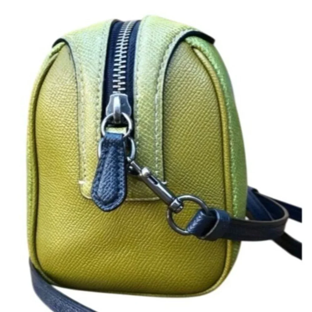 Coach Mini Bennett Cross grain leather Crossbody in Gradient Ombre Dégradé 91456